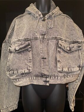 BeYouTy Washed Grey Cropped Hooded Denim Jacket - Unbranded